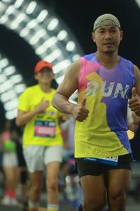 BIB: 429
                            <button type="button" onclick="openModal(21230565)" class="btn btn-primary btn-sm float-right btn-popup" data-toggle="modal" data-target=".modal-high-quality">
                        <i class="fas fa-shopping-cart"></i> Add to Cart
                    </button>
                                            <button type="button" onclick="isThisMe(21230565, true)" class="btn btn-success btn-sm float-right btn-popup btn-isme hidden" data-toggle="tooltip" data-placement="bottom" title="นี่คือรูปของคุณใช่ไหม คลิกที่นี่เพื่อเอาเข้าอัลบั้ม">
                        <i class="fas fa-plus"></i> Add to album
                    </button>
                    <button type="button" onclick="isThisMe(21230565, false)" class="btn btn-warning btn-sm float-right btn-popup btn-isnotme hidden">
                        <i class="fas fa-ban"></i> Remove from album
                    </button>
